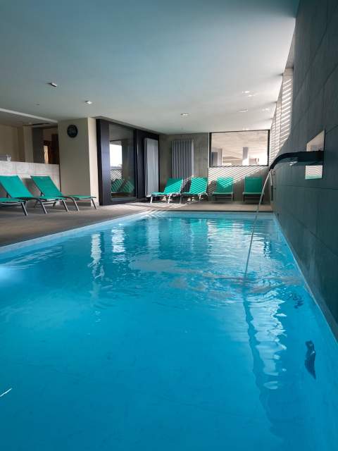 Hôtel Le Schoenenbourg - Piscine intérieure, hôtel best western sur la route des vins en alsace