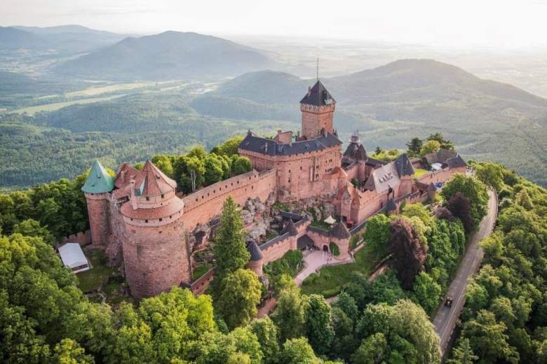 Relaxation & discovery: from the Hotel to the Château du Haut-Koenigsbourg