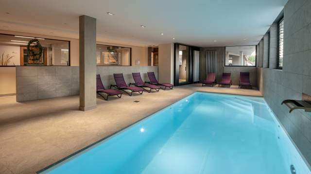 Hôtel Le Schoenenbourg - Piscine intérieure, hôtel best western sur la route des vins en alsace